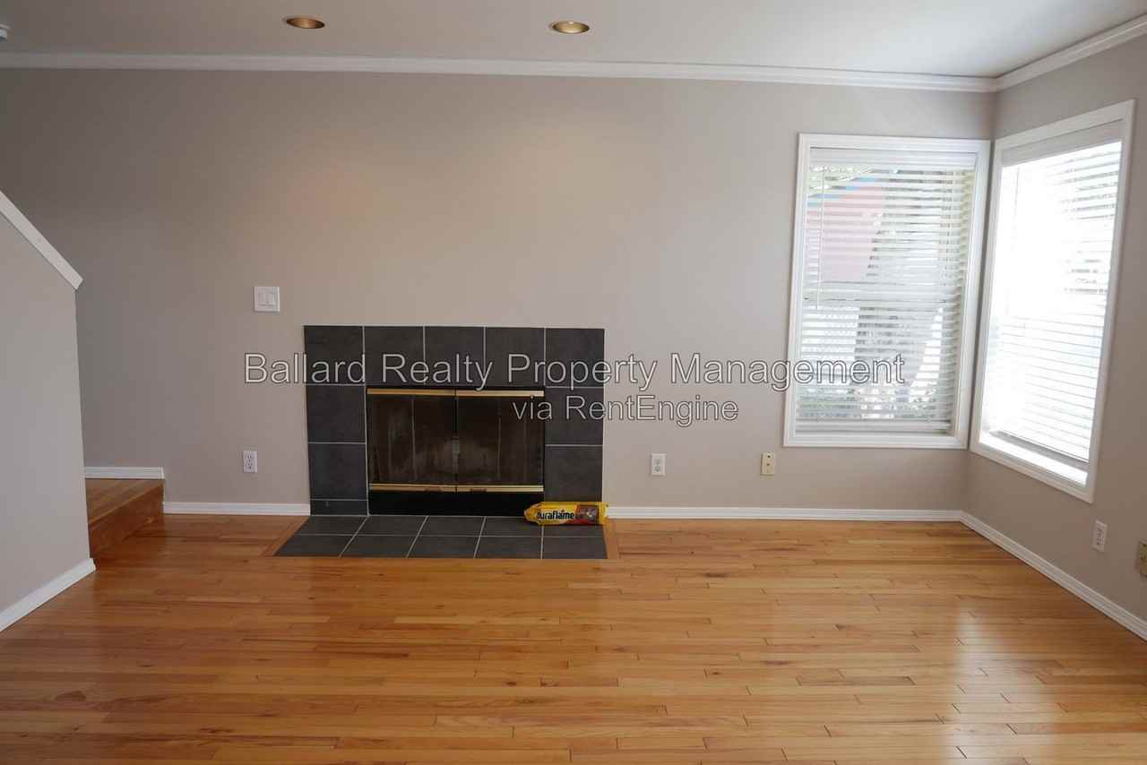 3216 14th Ave W #202 - Photo 4 of 21