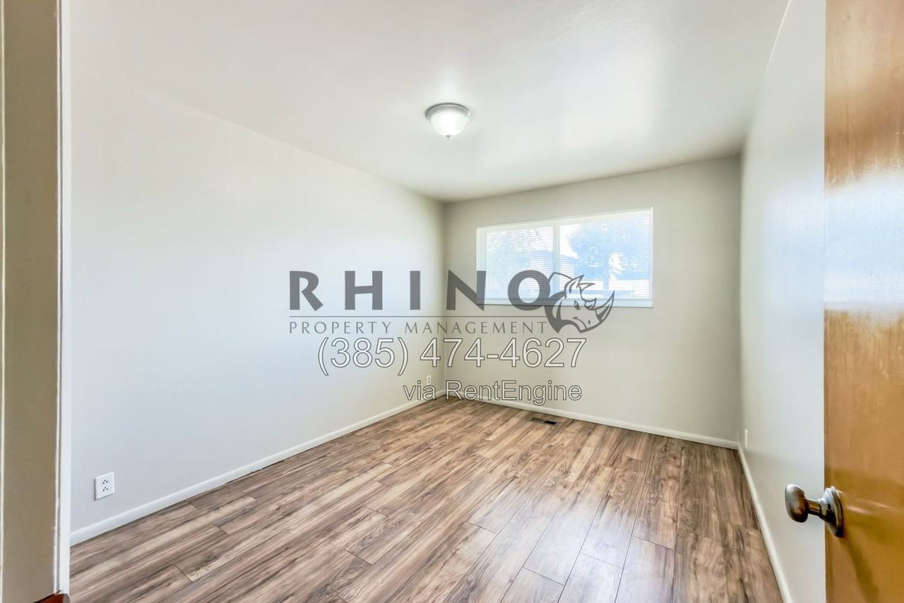 3905 S 1040 E #1 - Photo 5 of 12