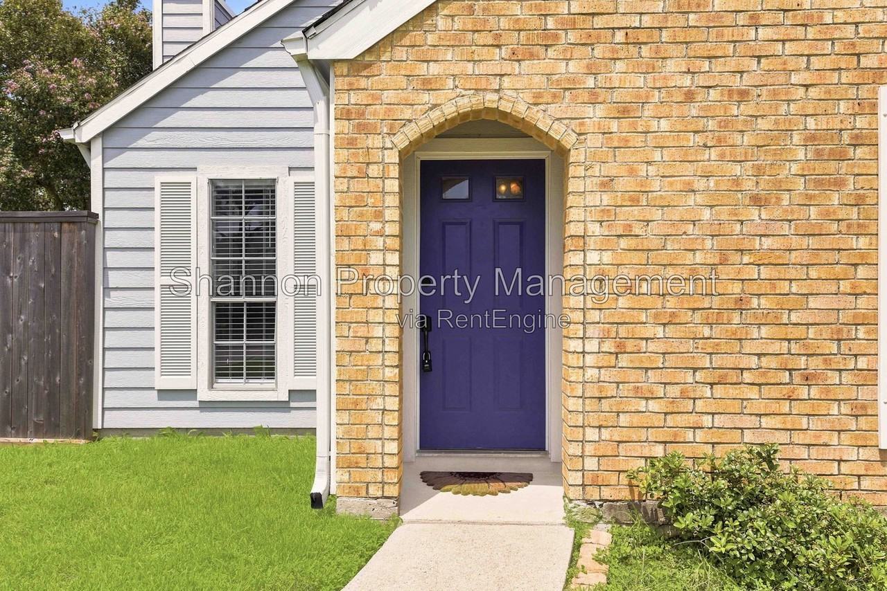 16625 Ivy Grove Dr - Photo 2 of 26