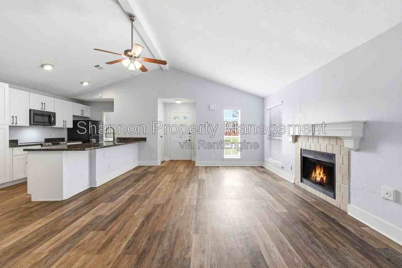 16625 Ivy Grove Dr - Photo 3 of 26