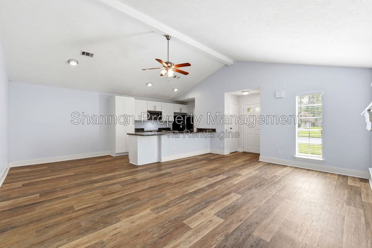 16625 Ivy Grove Dr - Photo 4 of 26