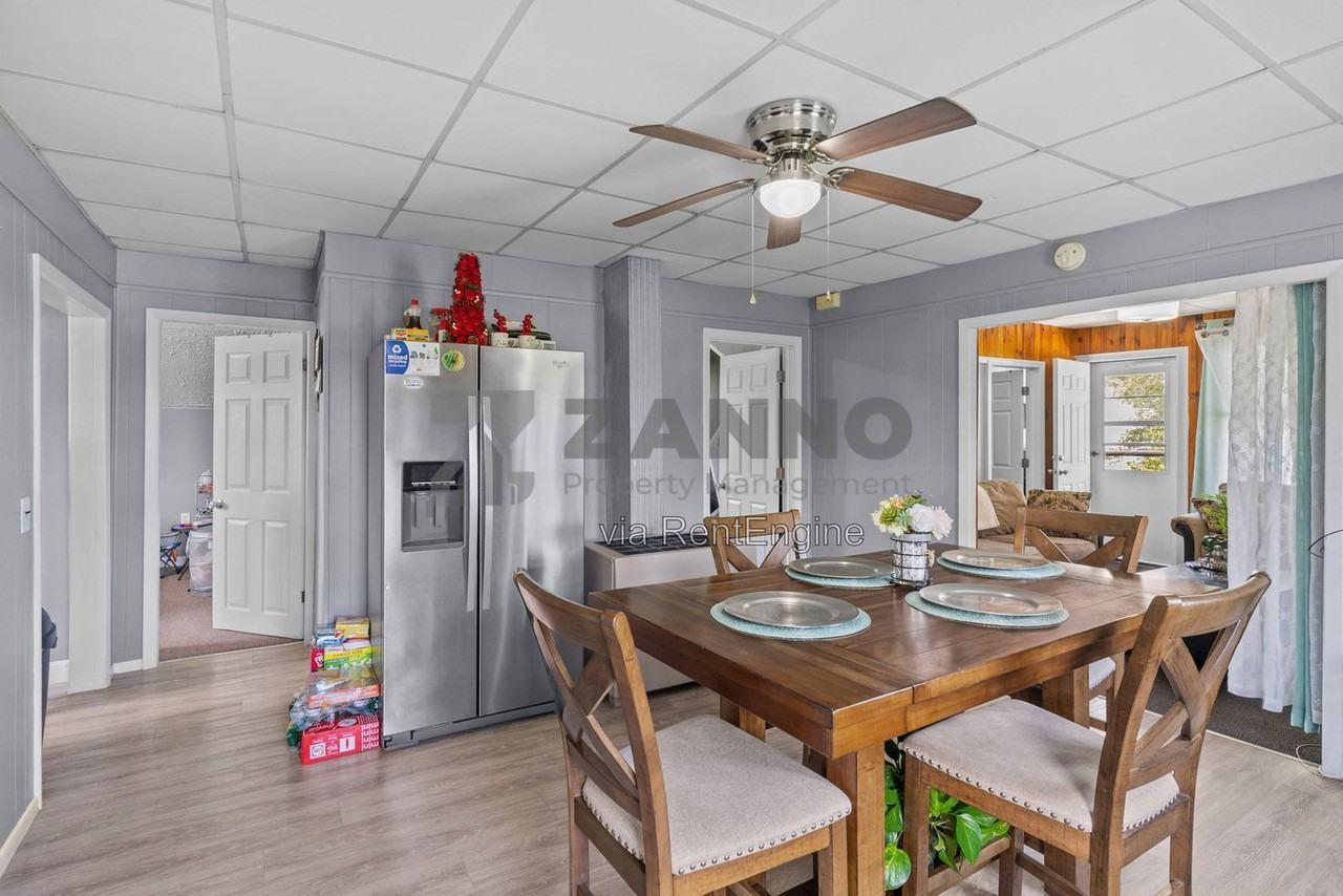 121 Farmington Ave #3 - Photo 4 of 26