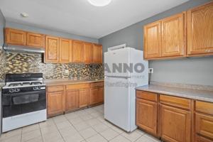 featured image of 72 Mowry St #1R