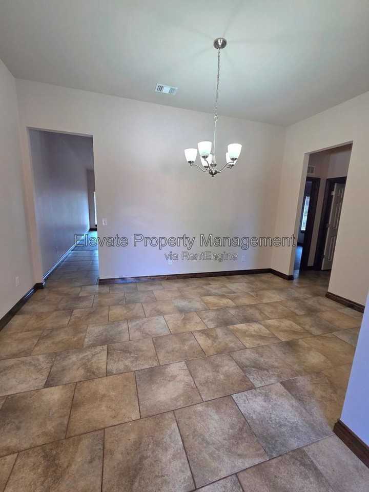 2300 Starwood Way - Photo 3 of 19