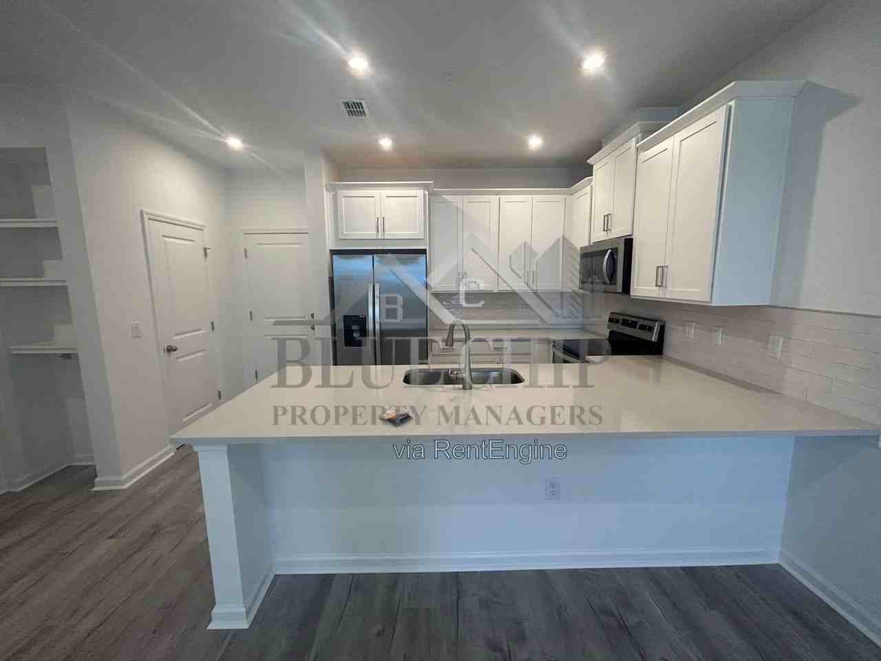 11605 Straits Way - Photo 2 of 14