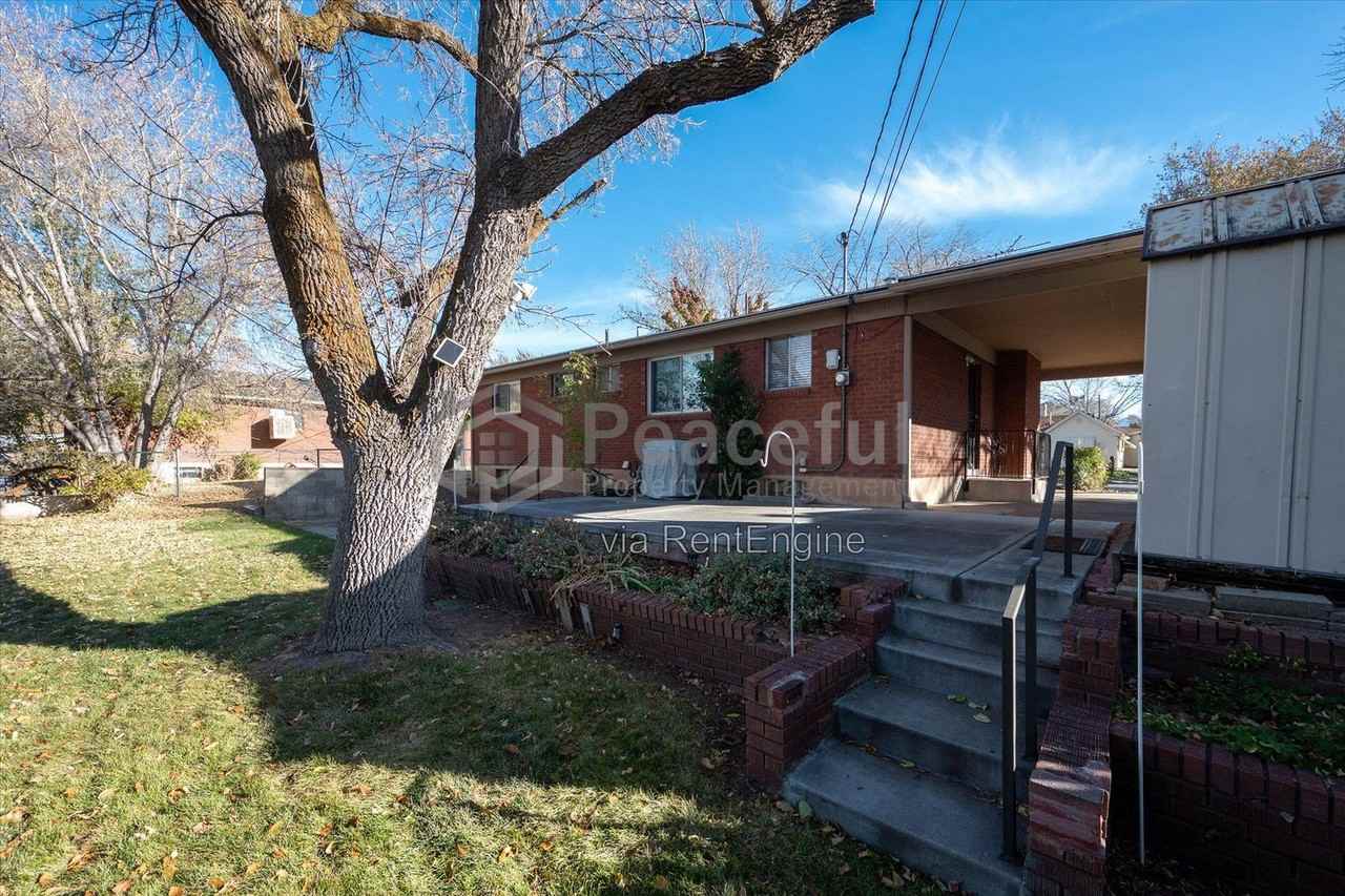 2197 N 250 W - Photo 2 of 20