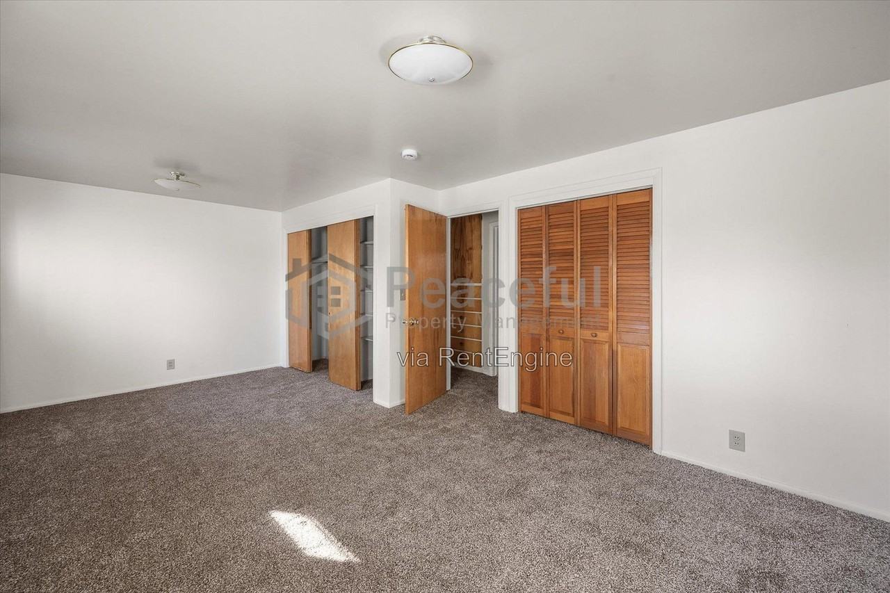 2197 N 250 W - Photo 7 of 20