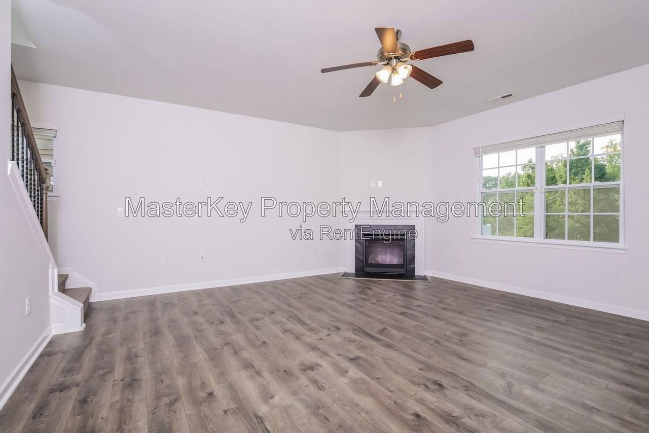 633 Birchhead Dr - Photo 7 of 43