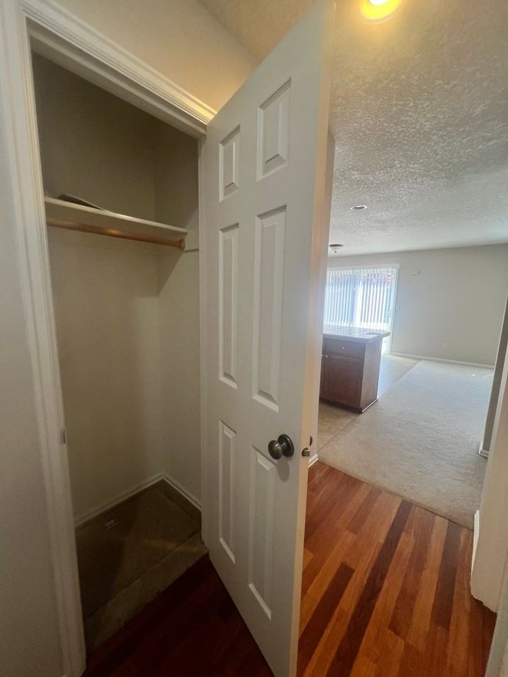 863 Se Bayshore Cir - Photo 4 of 34