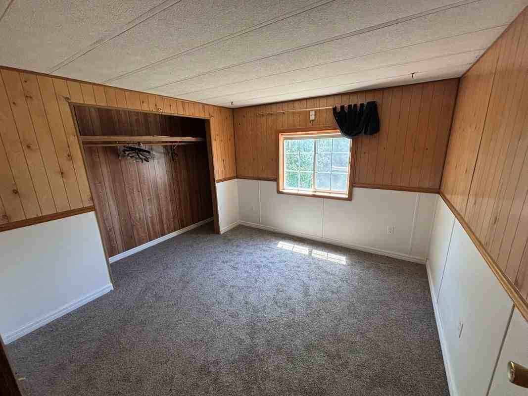 1162 N 1340 E - Photo 7 of 8