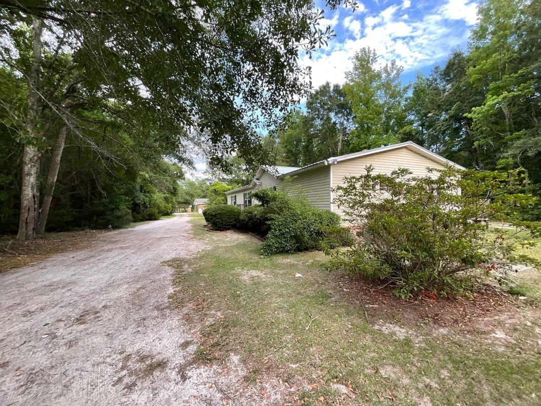 109 Edmond Ln - Photo 3 of 3