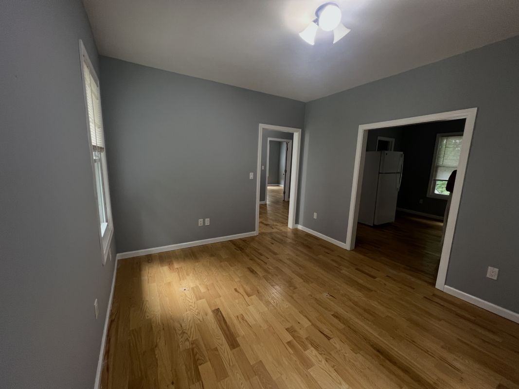 395 Bradbury St - Photo 2 of 19