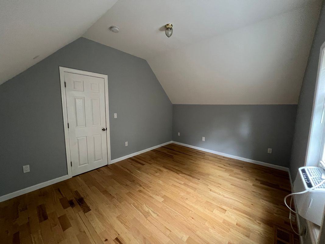 395 Bradbury St - Photo 6 of 19
