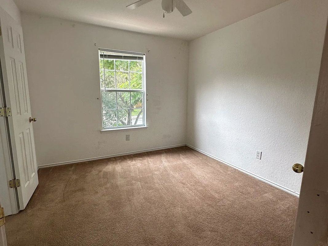 9426 Santa Fe Rdg - Photo 6 of 9
