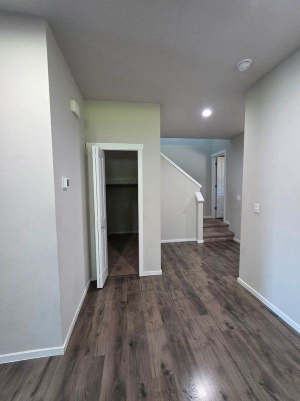 9927 13th St Se - Photo 6 of 18