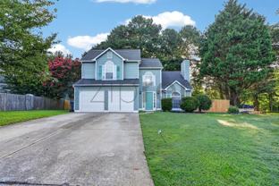 4972 Lake Park Cir - Photo 1 of 1