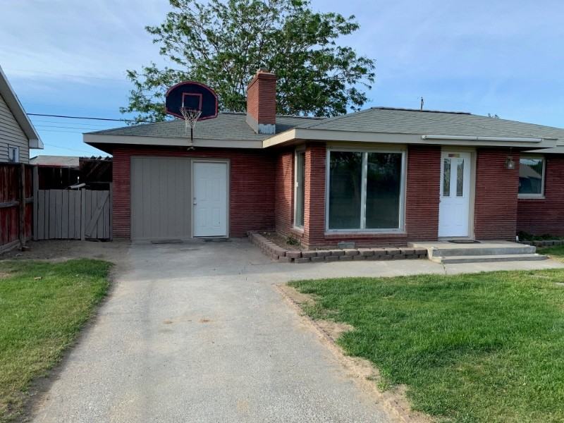 215 J St Sw - Photo 4 of 17