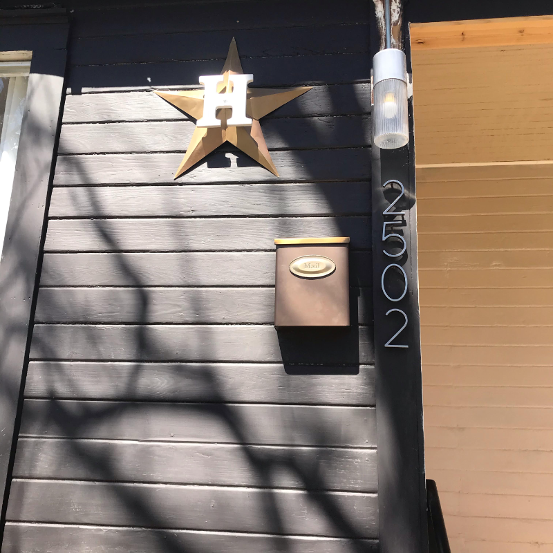 2502 Willow St - Photo 2 of 14