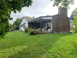 featured image of 405 W Graves Rd