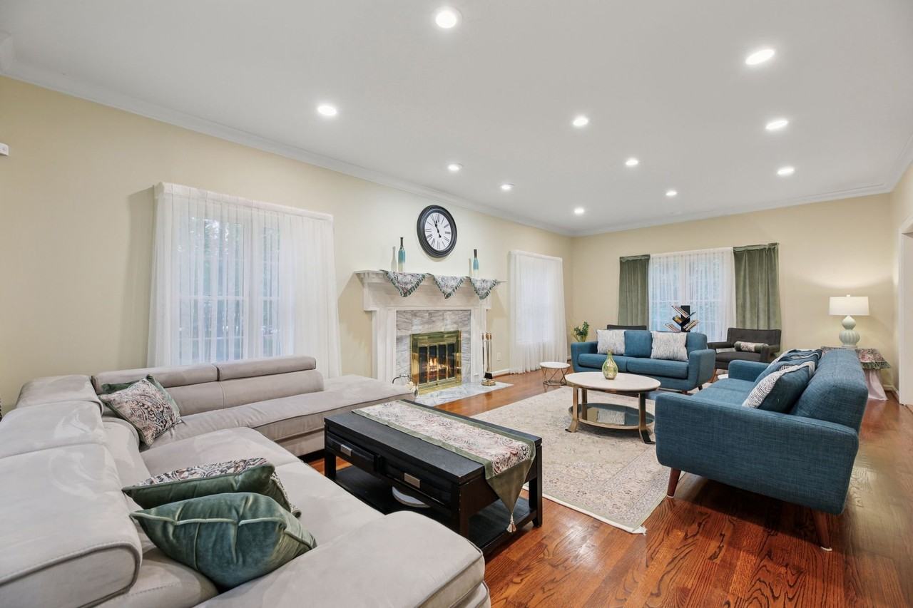 7700 Warfield Rd - Photo 5 of 50