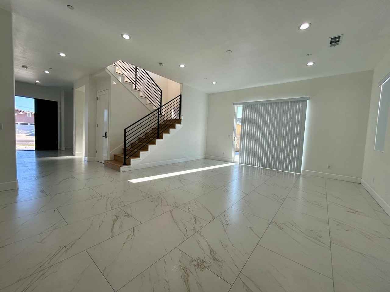 10101 Crosby Ave - Photo 7 of 17