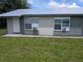 featured image of 3217 Jeffcott St #1