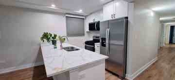 featured image of 2230 W Wilson Ave