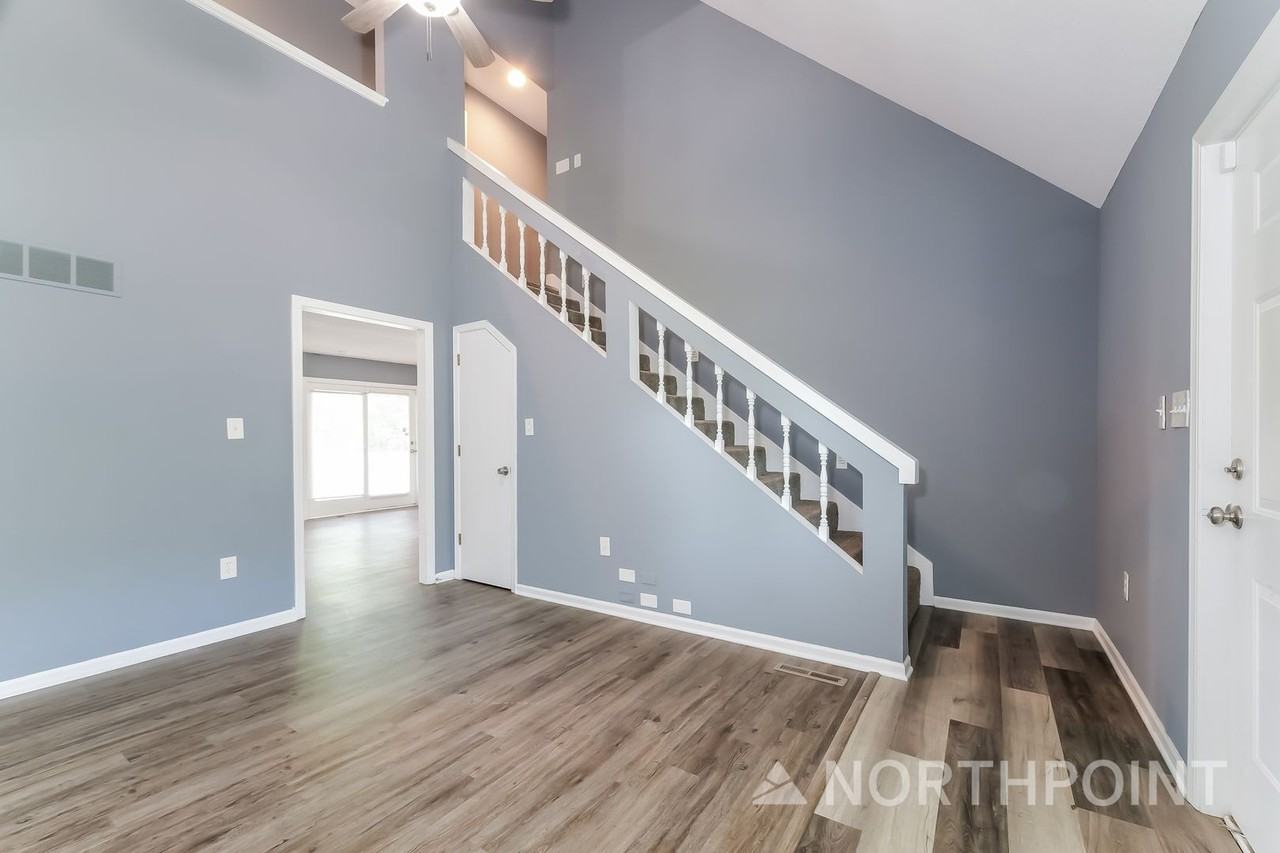 3509 E 114th Ter - Photo 7 of 16