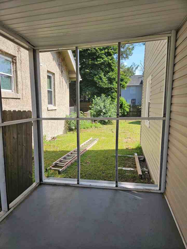 133 W Ocean Ave #1 - Photo 3 of 8