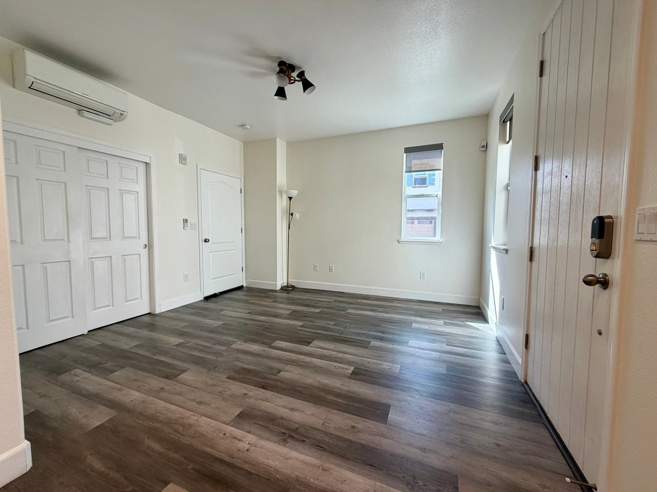 2733 Sorano Ct #7B - Photo 5 of 10