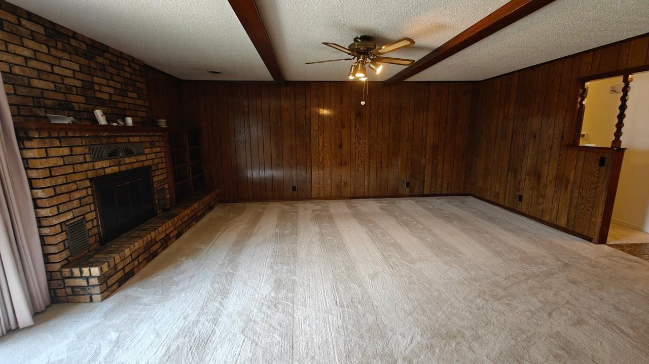 1738 Ridgeview Dr - Photo 4 of 18