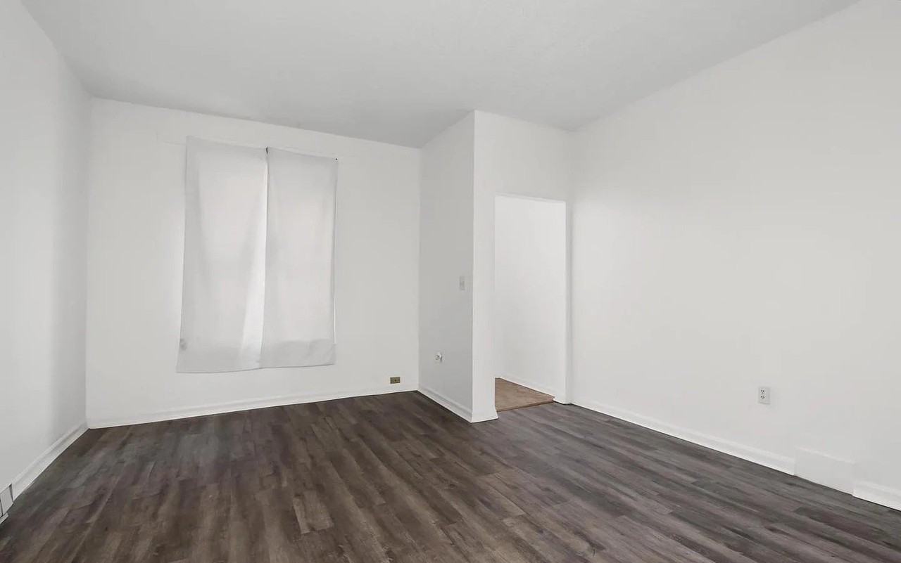 460 S Pershing Ave - Photo 7 of 11