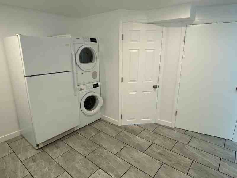 826 E Hudson Ave #1 - Photo 7 of 17