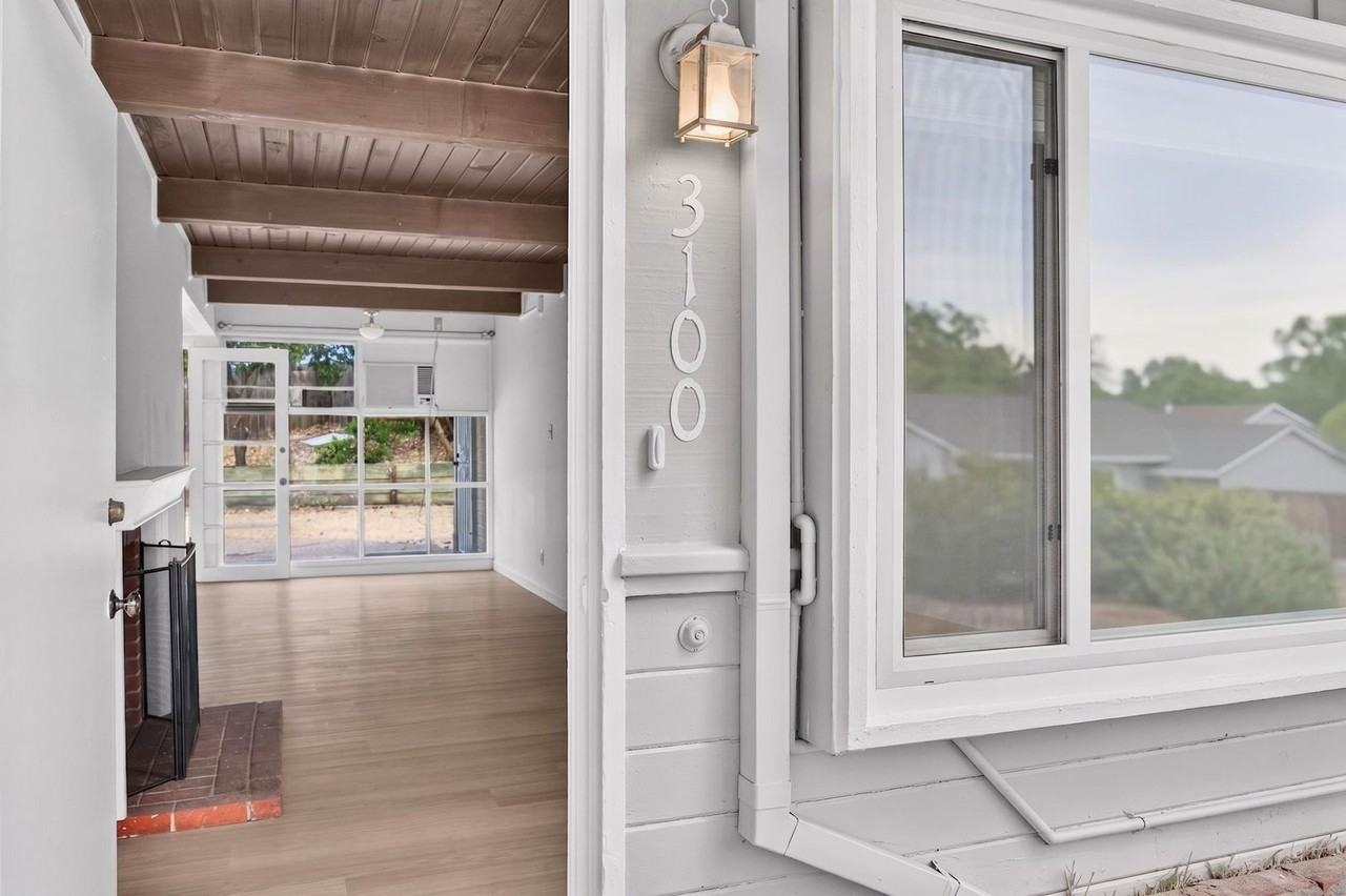 3100 Hacienda Dr - Photo 2 of 24