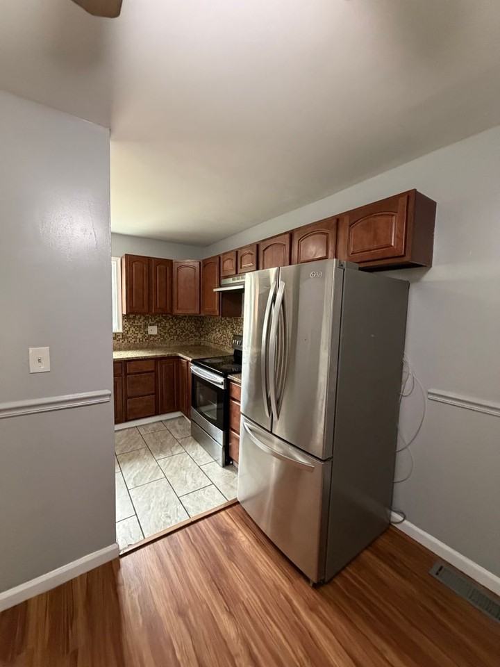 710 Sequoia Dr - Photo 2 of 21