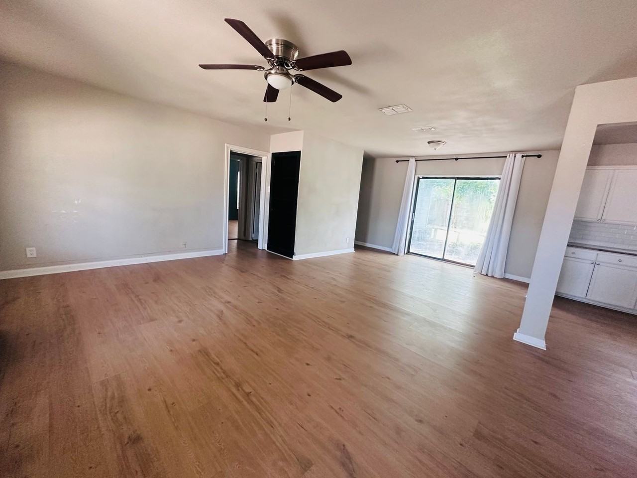 1325 Tyler Ave - Photo 3 of 15