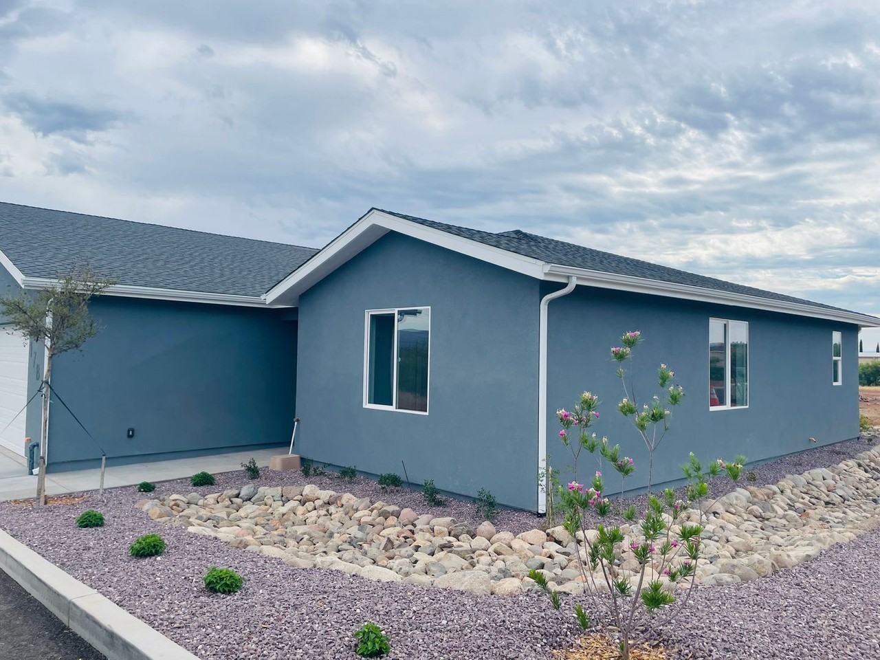 17 N Alamos Dr #A - Photo 2 of 17
