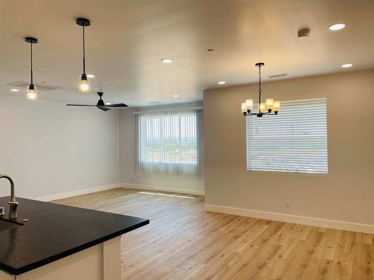 17 N Alamos Dr #A - Photo 5 of 17