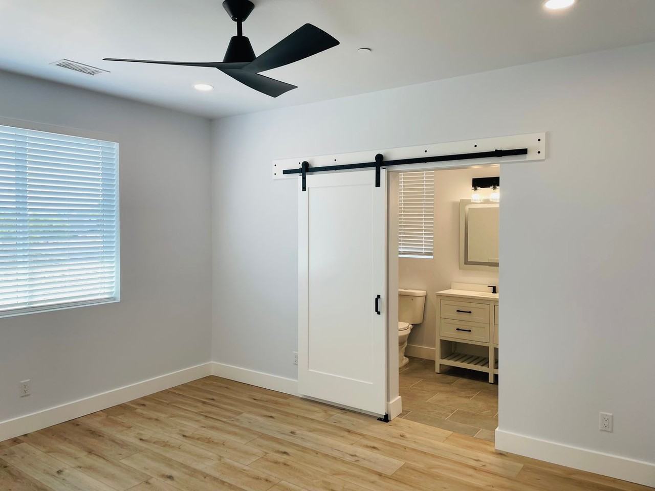 17 N Alamos Dr #A - Photo 6 of 17