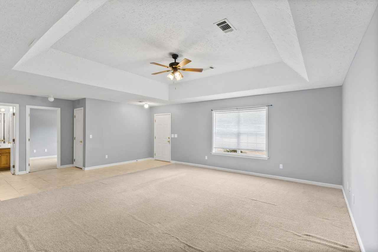 721 Ethan Ln - Photo 7 of 22