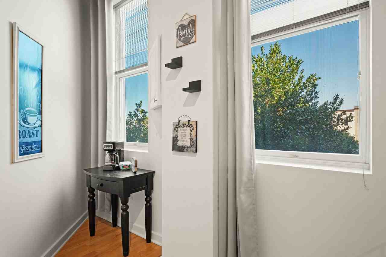 700 Market St - Photo 2 of 21
