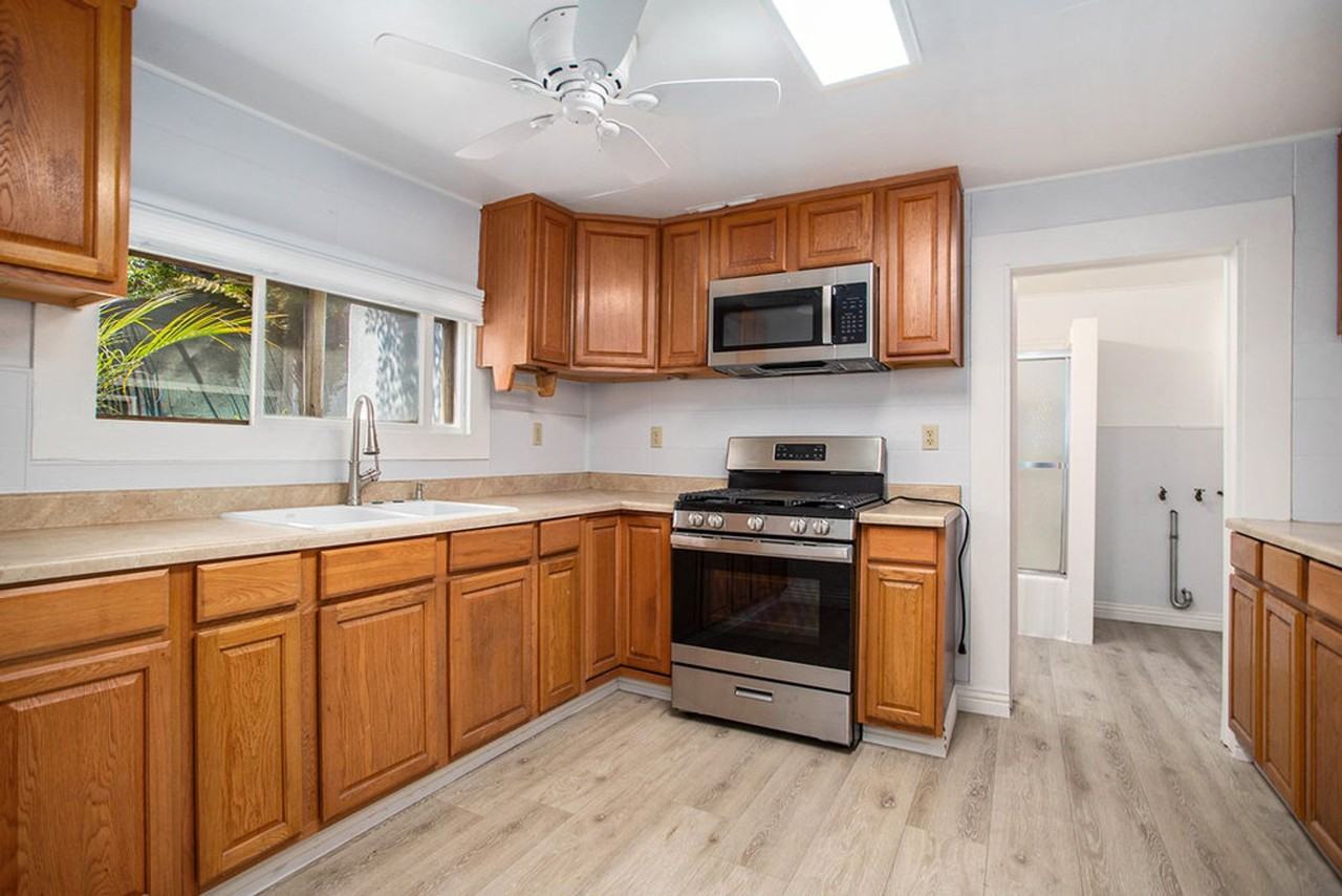 531 Taylor Ave - Photo 5 of 10