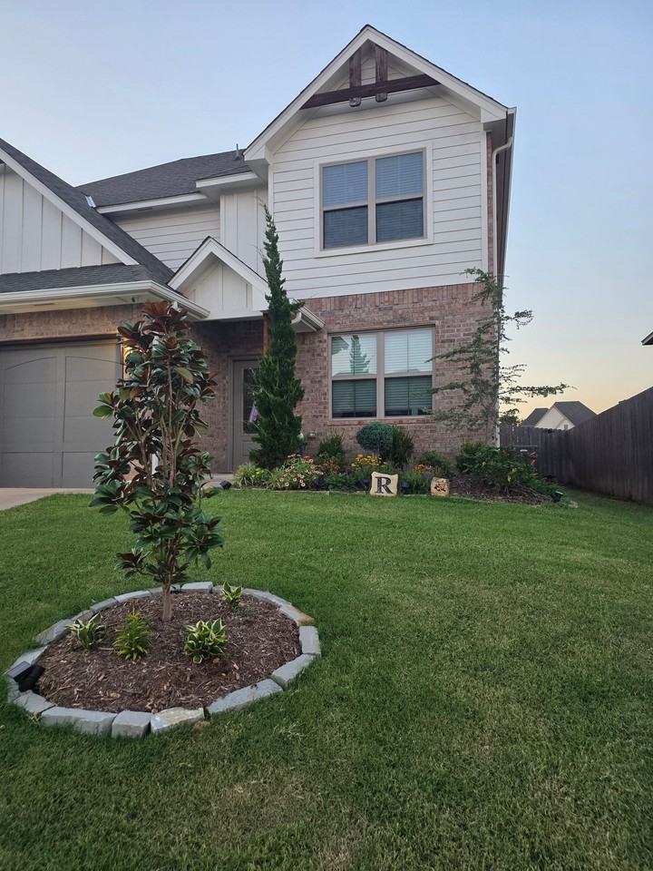 8201 Jenny Ln - Photo 3 of 4