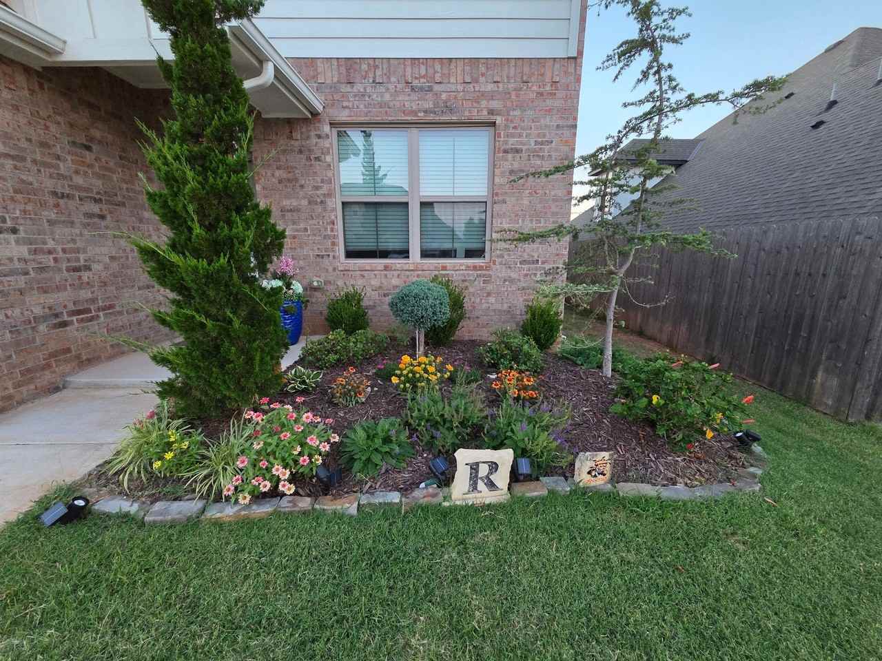 8201 Jenny Ln - Photo 4 of 4