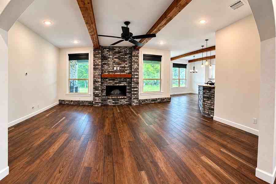 3914 Gracey Ln - Photo 3 of 20