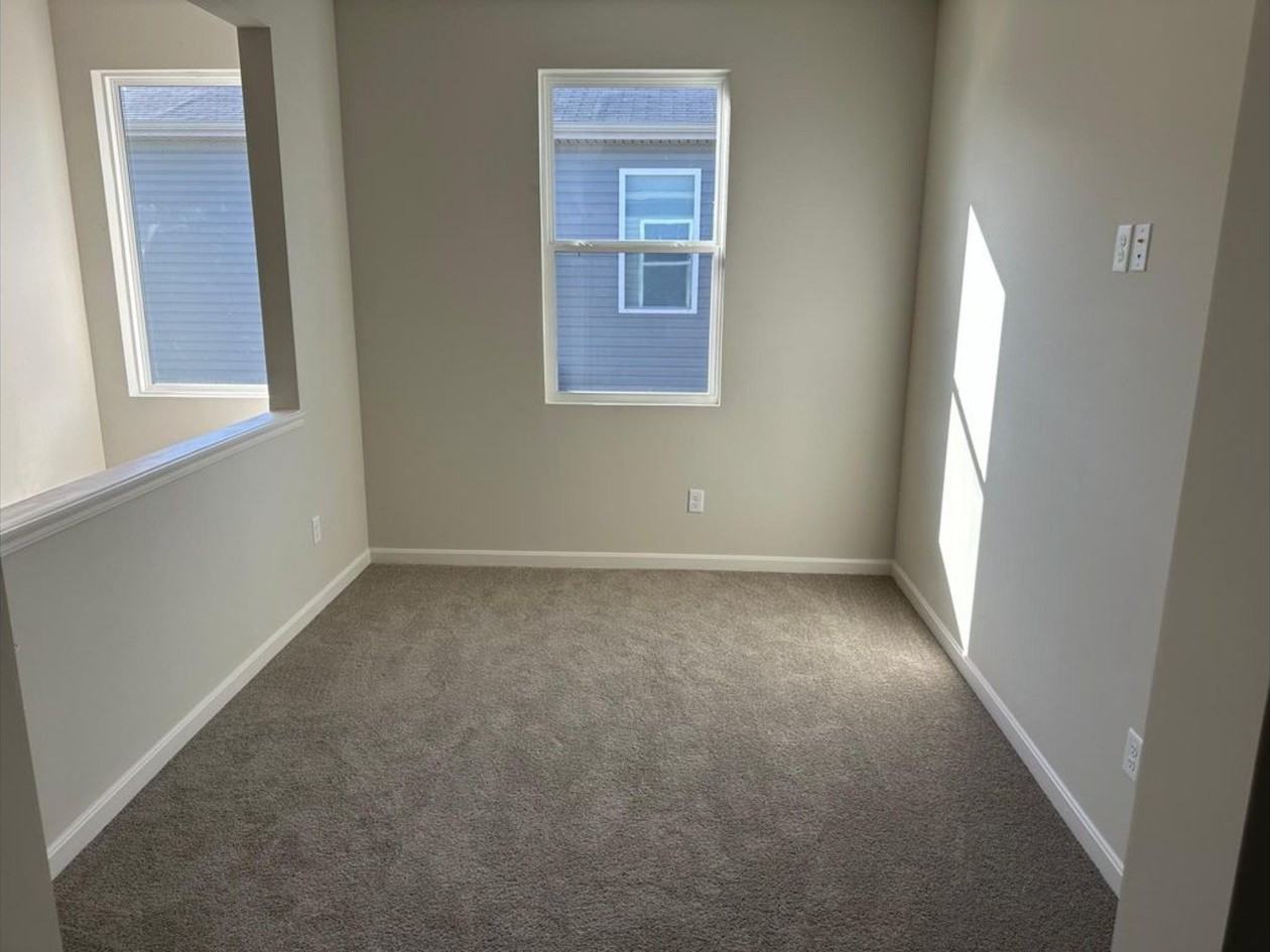 1213 Retriever Way - Photo 5 of 10