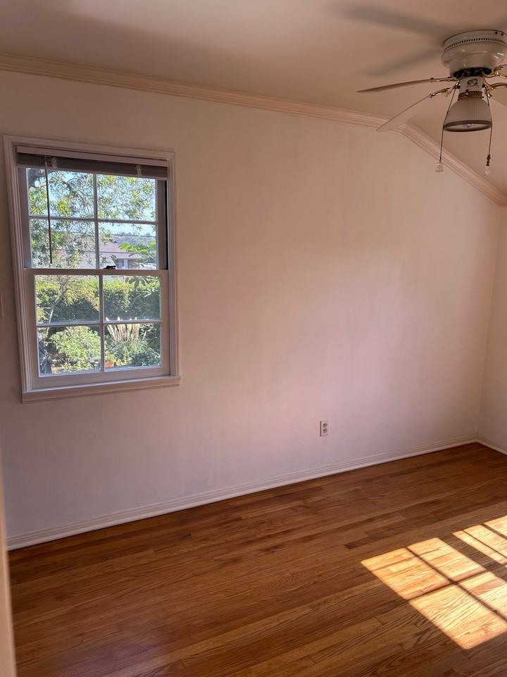 337 1/2 Park Ave - Photo 7 of 18
