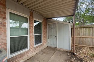 11805 Southlake Dr - Photo 1 of 1