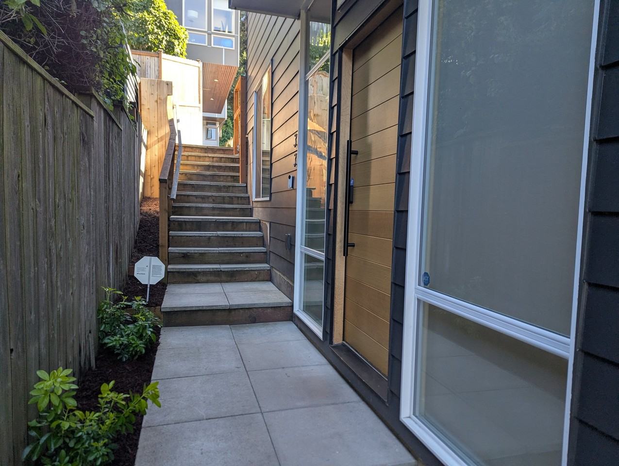 33 W Etruria St - Photo 2 of 20