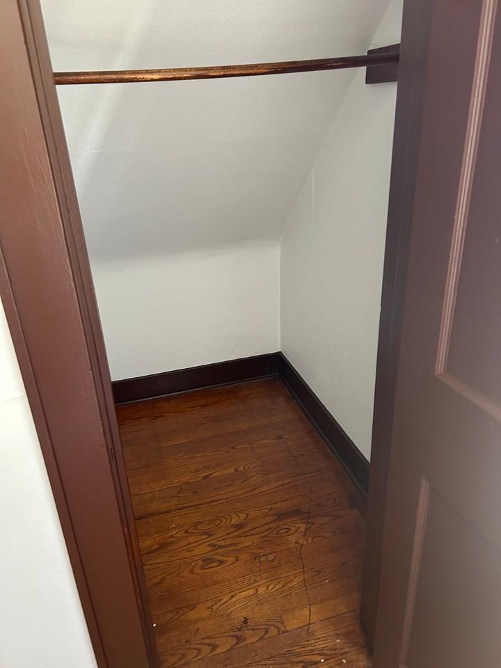 1402 Northport Dr - Photo 6 of 10